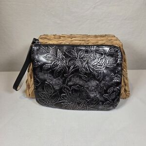 Patricia Nash Woman's Cassini Patent Etched Floral Wristlet In Leather